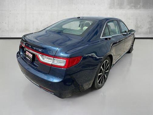 2017 Lincoln Continental Reserve