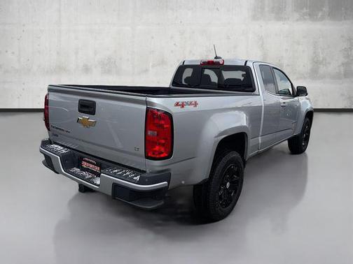 2017 Chevrolet Colorado LT