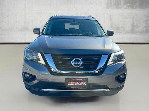 2018 Nissan Pathfinder SL