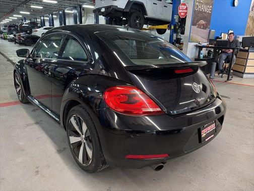2012 Volkswagen Beetle Base