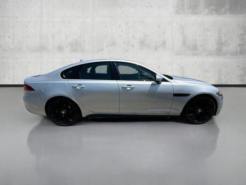 2021 Jaguar XF R-Dynamic SE P300 AWD Automatic
