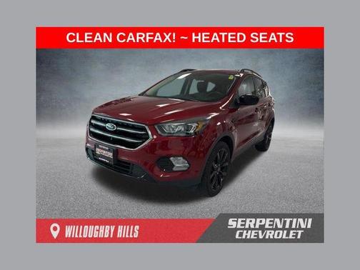 Ruby Red Metallic 2019 Ford Escape SE