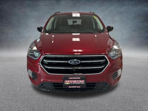 Ruby Red Metallic 2019 Ford Escape SE