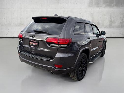 2017 Jeep Grand Cherokee Altitude