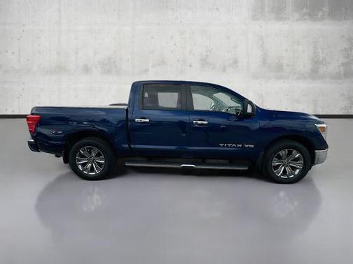 2018 Nissan Titan SV