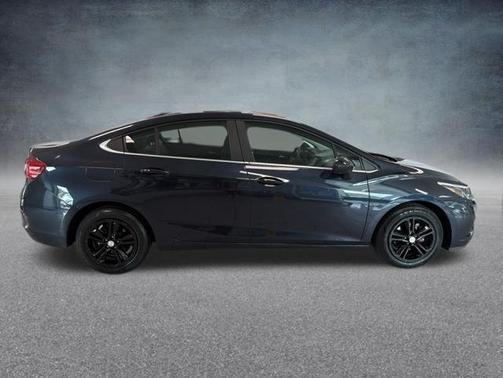 Blue Ray Metallic 2016 Chevrolet Cruze LT Auto