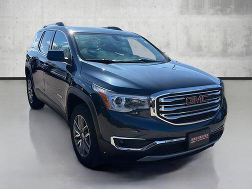 2019 GMC Acadia SLE-2