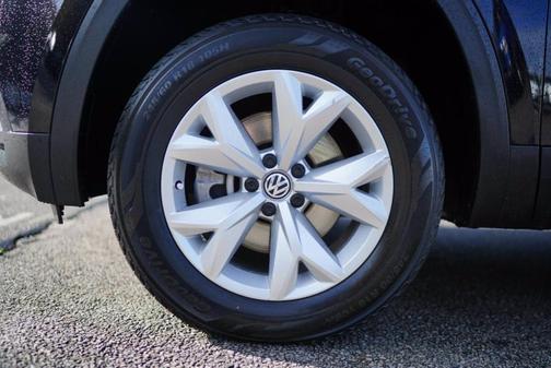 2019 Volkswagen Atlas 3.6L SE w/Technology for sale in Woodbridge, VA - image 14
