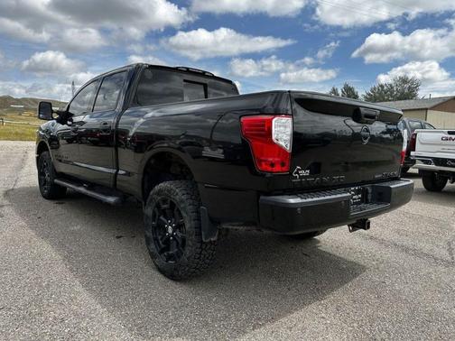 2018 Nissan Titan XD SV