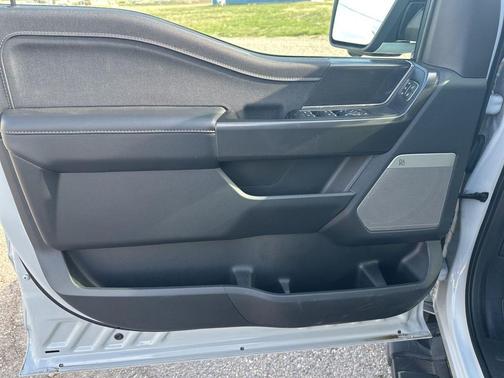 Avalanche 2024 Ford F-150 Lariat