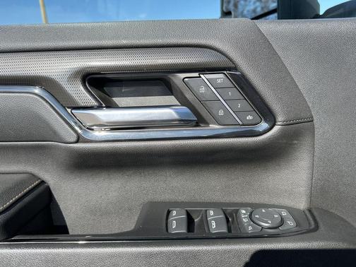 Onyx Black 2024 GMC Sierra 3500 AT4