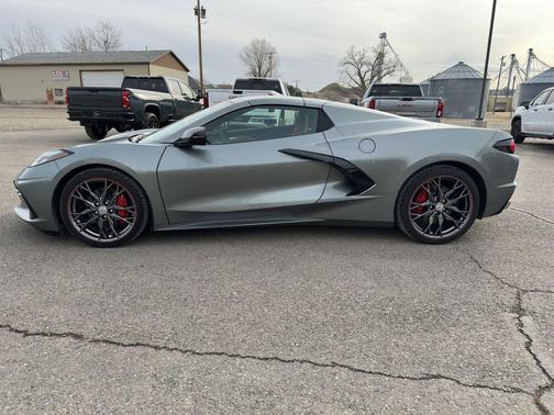 2024 Chevrolet Corvette Stingray w/2LT