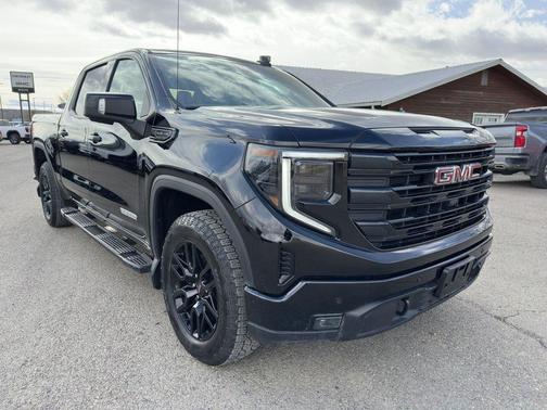 2025 GMC Sierra 1500 Elevation