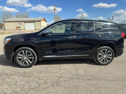 Ebony Twilight Metallic 2020 GMC Terrain Denali