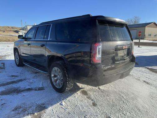 2016 GMC Yukon XL SLT
