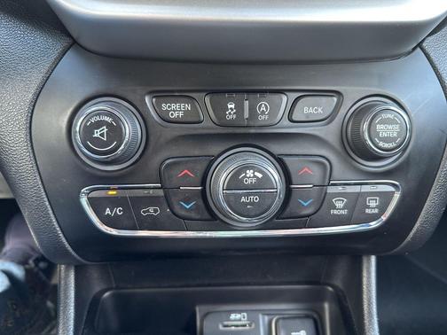 Rhino Clearcoat 2018 Jeep Cherokee Trailhawk