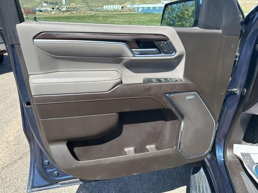 Pacific Blue Metallic 2022 GMC Sierra 1500 SLT