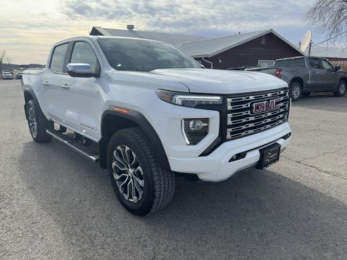 Summit White 2024 GMC Canyon Denali