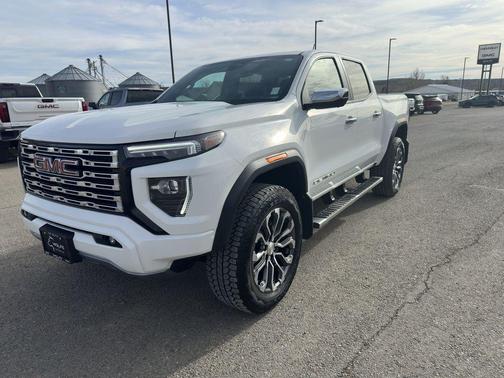 2024 GMC Canyon Denali