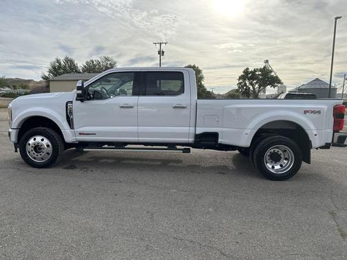 2026 Ford F-450 Lariat