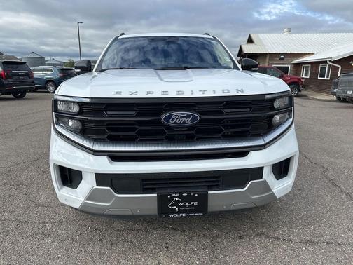 Oxford White 2025 Ford Expedition Max Platinum
