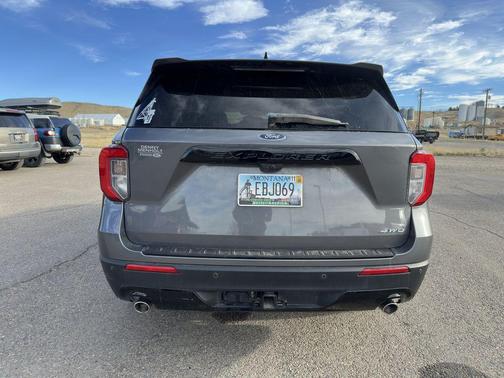 Carbonized Gray Metallic 2023 Ford Explorer ST-Line