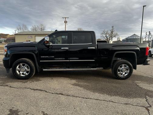 2017 GMC Sierra 3500 Denali