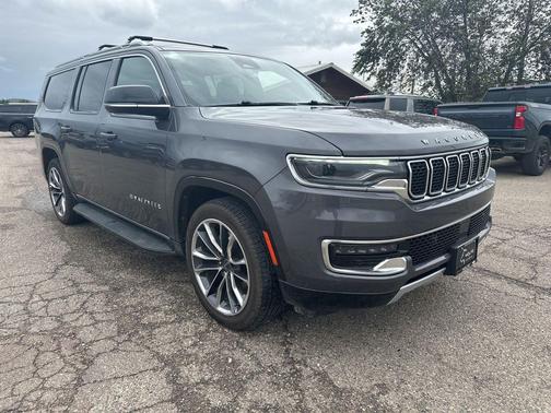 Baltic Gray Metallic Clearcoat 2023 Jeep Wagoneer L Series II 4x4