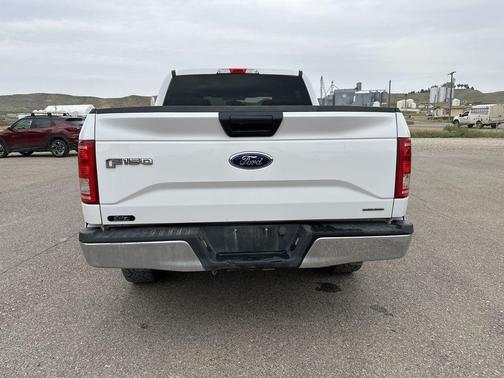 Oxford White 2016 Ford F-150 XLT