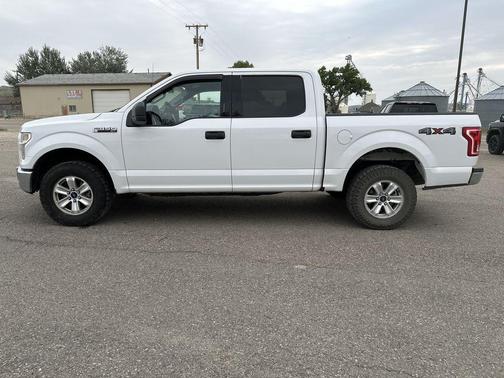 Oxford White 2016 Ford F-150 XLT