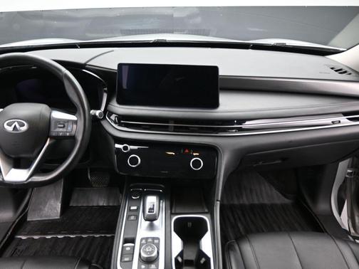 Silver 2023 INFINITI QX60 Luxe