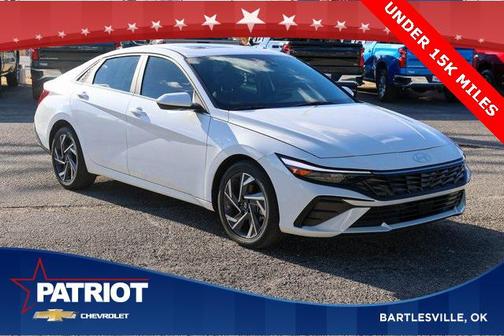 2025 Hyundai ELANTRA SEL