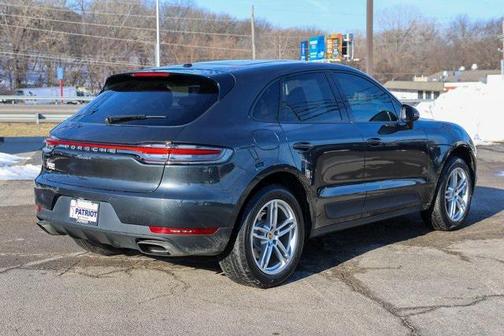2019 Porsche Macan Base