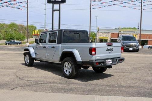 2023 Jeep Gladiator Sport S