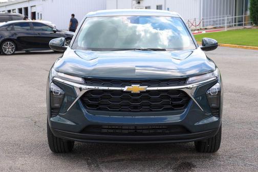 Cypress Gray 2026 Chevrolet Trax LS