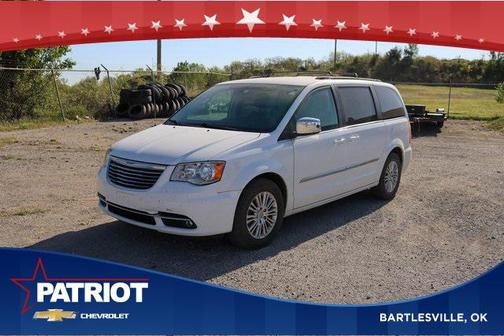 2015 Chrysler Town & Country Touring-L