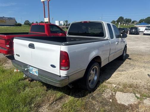 1999 Ford F-150 XLT