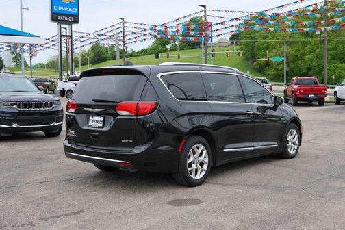 2020 Chrysler Pacifica Limited