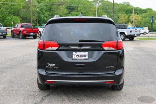 2020 Chrysler Pacifica Limited