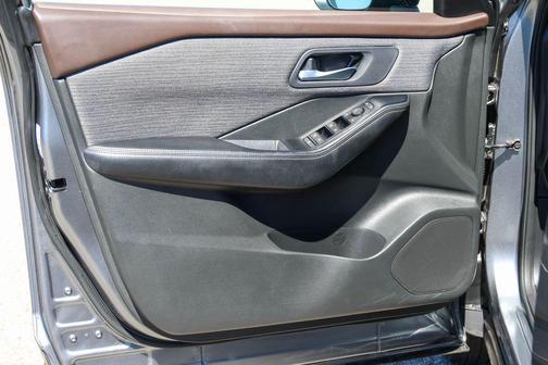Gun Metallic 2023 Nissan Rogue SV
