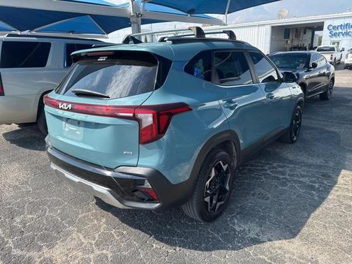 2024 Kia Seltos EX