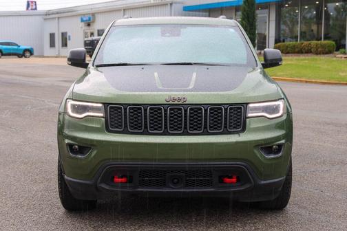 Green Metallic Clearcoat 2021 Jeep Grand Cherokee Trailhawk