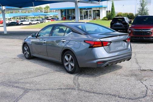 2022 Nissan Altima 2.5 SL