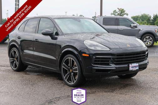 Jet Black Metallic 2019 Porsche Cayenne S