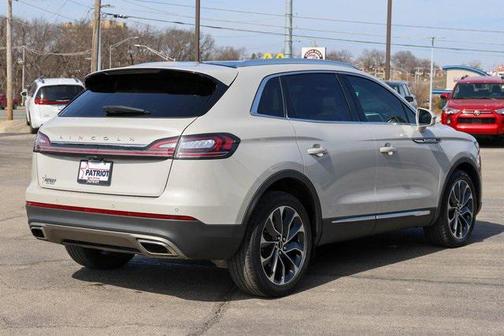 2021 Lincoln Nautilus Reserve