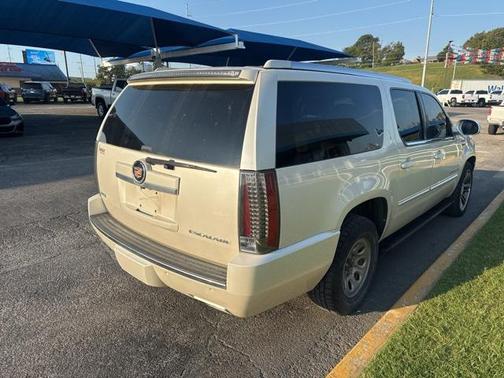 2020 Cadillac Escalade ESV Luxury