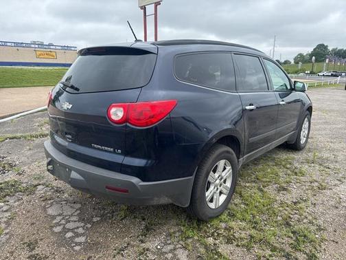 2010 Chevrolet Traverse LS