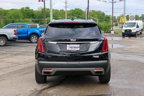 2021 Cadillac XT5 Premium Luxury