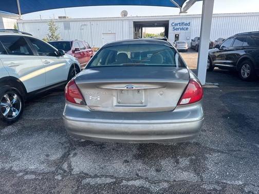 2003 Ford Taurus SES