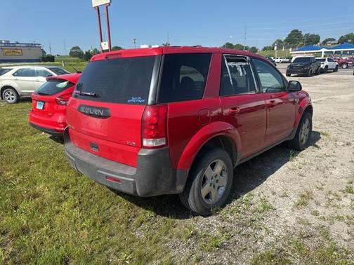 2004 Saturn Vue Base